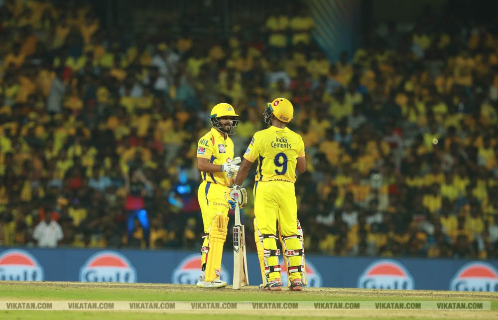 CSK vs RCB: சென்னையில் நடைபெற்ற முதல் ஐ.பி.எல். போட்டி.... புகைப்படத் தொகுப்பு... CSK vs RCB: சென்னையில் நடைபெற்ற முதல் ஐ.பி.எல். போட்டி.... புகைப்படத் தொகுப்பு...