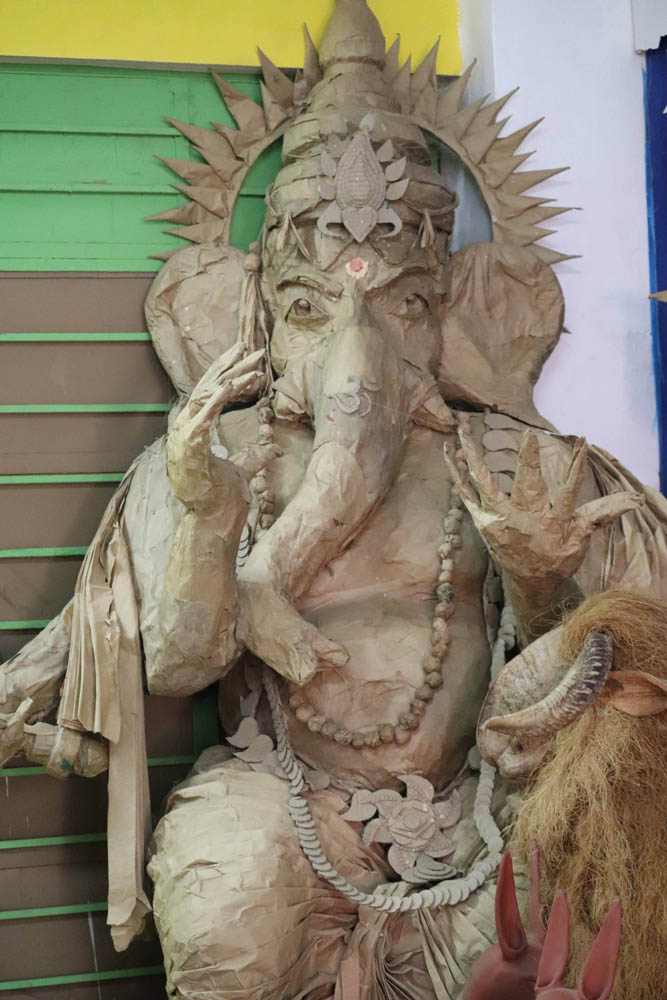 புதுச்சேரி சேலியமேடு அரசுப் பள்ளி மாணவர்கள், பனை மற்றும் தென்னை ஓலைகளால் உருவாக்கிய கைவினை பொருட்களின் கண்காட்சி! புதுச்சேரி சேலியமேடு அரசுப் பள்ளி மாணவர்கள், பனை மற்றும் தென்னை ஓலைகளால் உருவாக்கிய கைவினை பொருட்களின் கண்காட்சி!