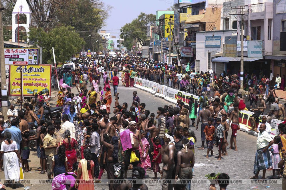 பவானி செல்லியாண்டியம்மன் மாசி திருவிழா சேற்று வேசம்! பவானி செல்லியாண்டியம்மன் மாசி திருவிழா சேற்று வேசம்!