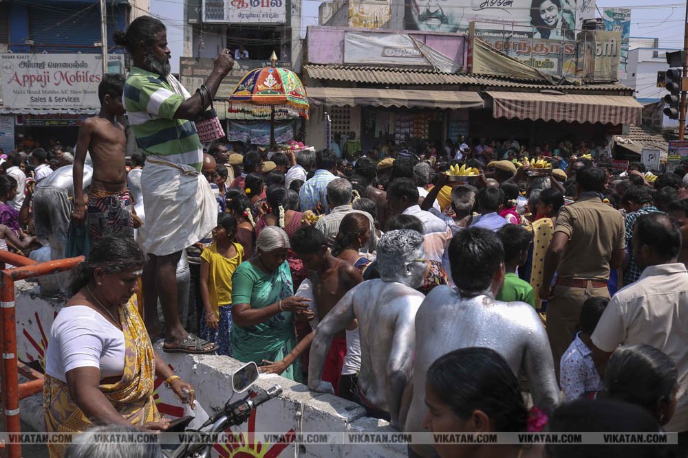 பவானி செல்லியாண்டியம்மன் மாசி திருவிழா சேற்று வேசம்! பவானி செல்லியாண்டியம்மன் மாசி திருவிழா சேற்று வேசம்!
