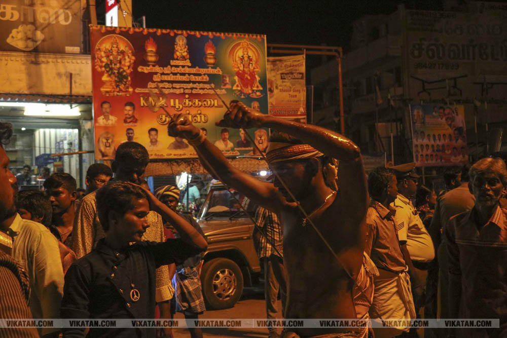 பவானி செல்லியாண்டியம்மன் மாசி திருவிழா சேற்று வேசம்! பவானி செல்லியாண்டியம்மன் மாசி திருவிழா சேற்று வேசம்!