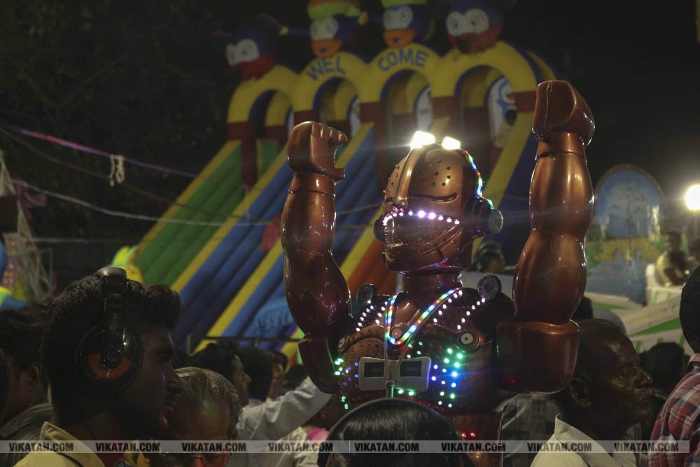 பவானி செல்லியாண்டியம்மன் மாசி திருவிழா சேற்று வேசம்! பவானி செல்லியாண்டியம்மன் மாசி திருவிழா சேற்று வேசம்!