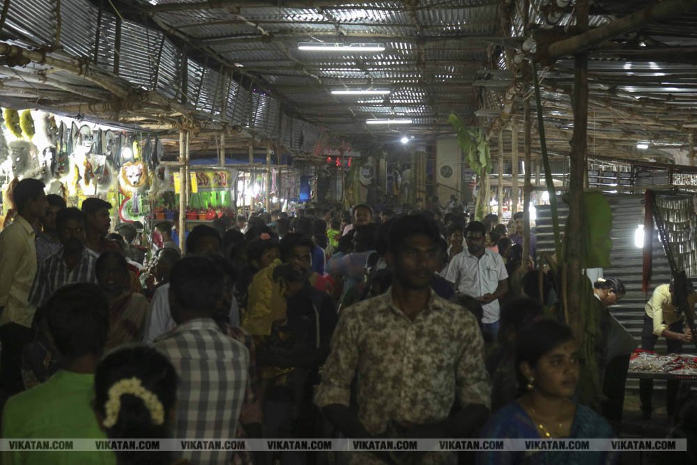 பவானி செல்லியாண்டியம்மன் மாசி திருவிழா சேற்று வேசம்! பவானி செல்லியாண்டியம்மன் மாசி திருவிழா சேற்று வேசம்!
