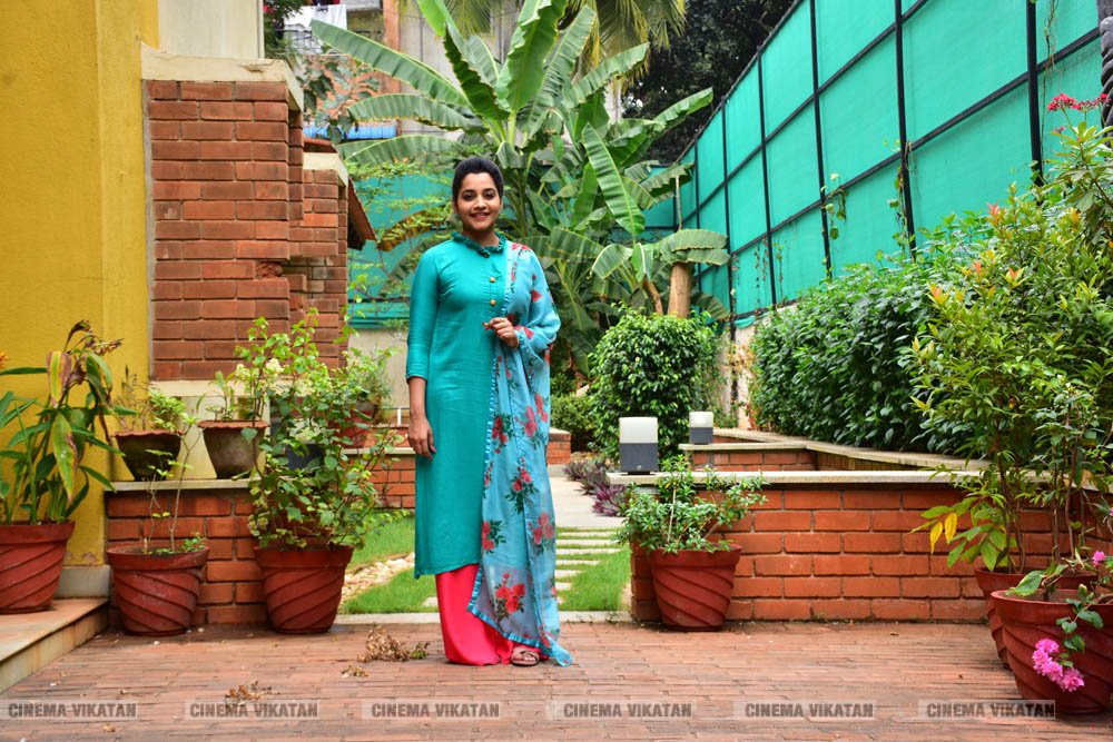 ‘ஜெயில்’ பட நாயகி அபர்ணதி லேட்டஸ்ட் ஸ்டில்ஸ்... ‘ஜெயில்’ பட நாயகி அபர்ணதி லேட்டஸ்ட் ஸ்டில்ஸ்...