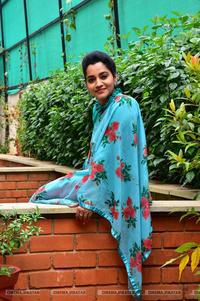 ‘ஜெயில்’ பட நாயகி அபர்ணதி லேட்டஸ்ட் ஸ்டில்ஸ்... ‘ஜெயில்’ பட நாயகி அபர்ணதி லேட்டஸ்ட் ஸ்டில்ஸ்...