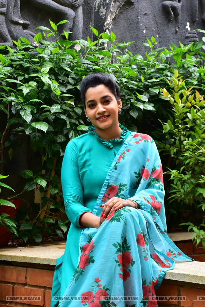 ‘ஜெயில்’ பட நாயகி அபர்ணதி லேட்டஸ்ட் ஸ்டில்ஸ்... ‘ஜெயில்’ பட நாயகி அபர்ணதி லேட்டஸ்ட் ஸ்டில்ஸ்...