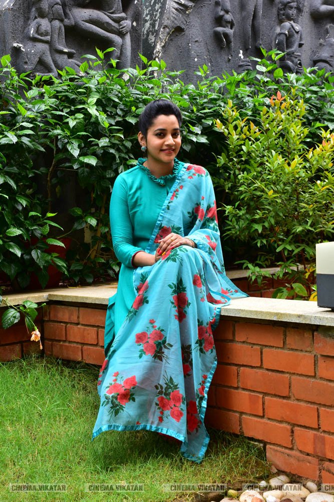 ‘ஜெயில்’ பட நாயகி அபர்ணதி லேட்டஸ்ட் ஸ்டில்ஸ்... ‘ஜெயில்’ பட நாயகி அபர்ணதி லேட்டஸ்ட் ஸ்டில்ஸ்...