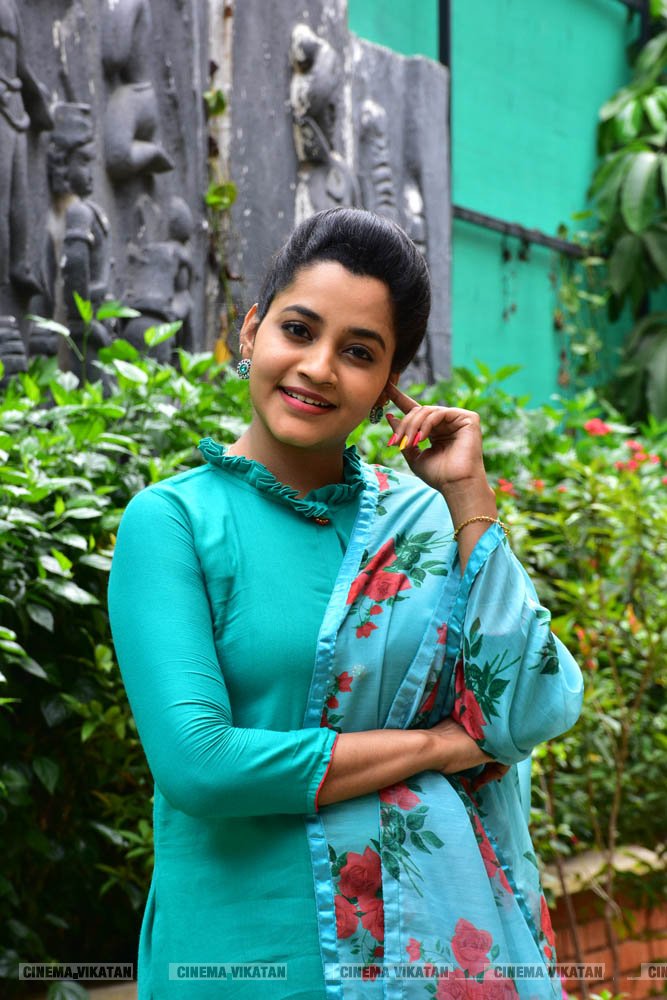 ‘ஜெயில்’ பட நாயகி அபர்ணதி லேட்டஸ்ட் ஸ்டில்ஸ்... ‘ஜெயில்’ பட நாயகி அபர்ணதி லேட்டஸ்ட் ஸ்டில்ஸ்...
