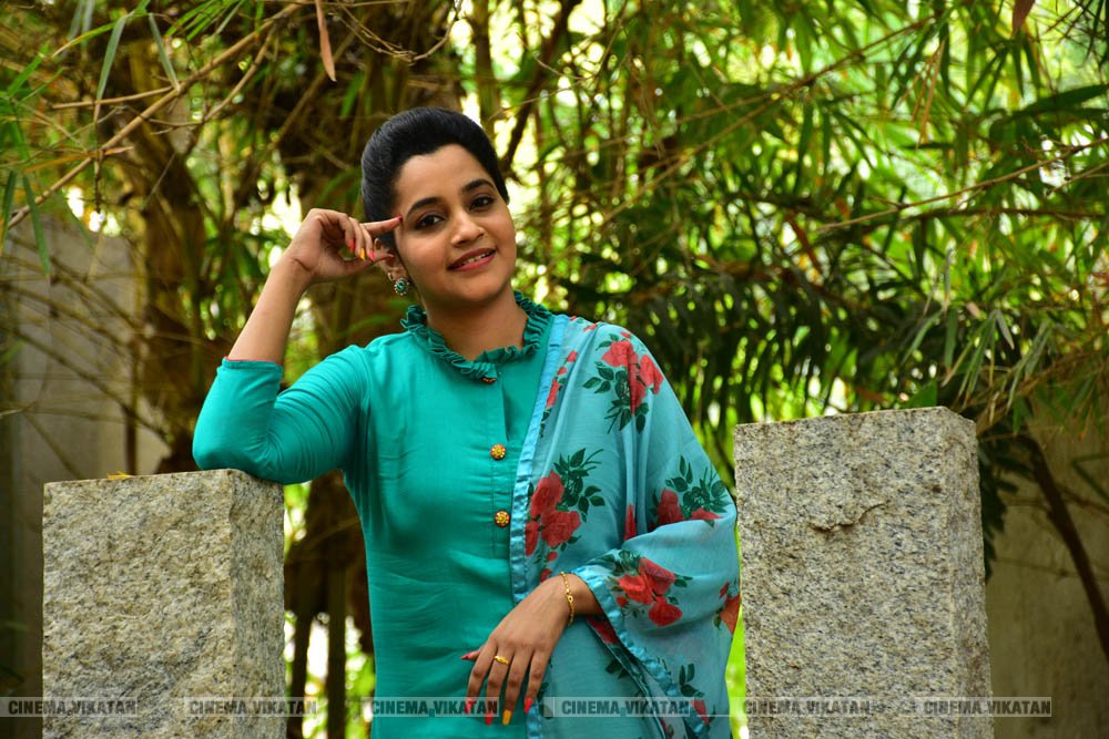 ‘ஜெயில்’ பட நாயகி அபர்ணதி லேட்டஸ்ட் ஸ்டில்ஸ்... ‘ஜெயில்’ பட நாயகி அபர்ணதி லேட்டஸ்ட் ஸ்டில்ஸ்...
