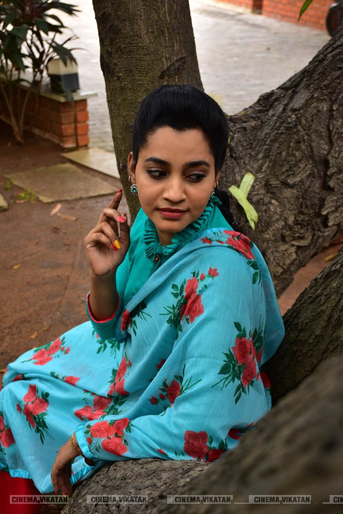 ‘ஜெயில்’ பட நாயகி அபர்ணதி லேட்டஸ்ட் ஸ்டில்ஸ்... ‘ஜெயில்’ பட நாயகி அபர்ணதி லேட்டஸ்ட் ஸ்டில்ஸ்...