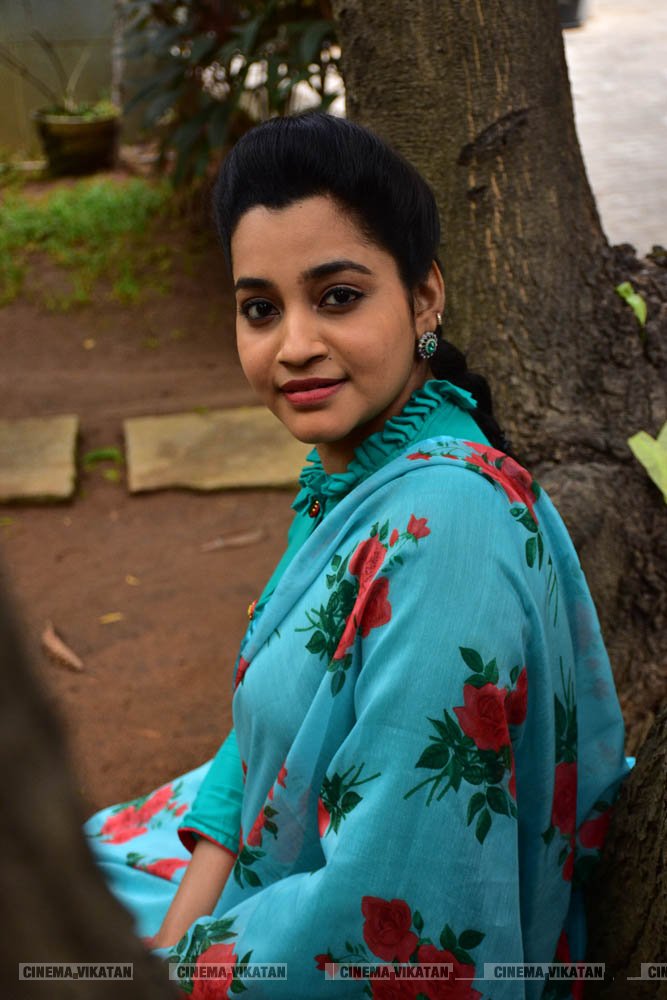 ‘ஜெயில்’ பட நாயகி அபர்ணதி லேட்டஸ்ட் ஸ்டில்ஸ்... ‘ஜெயில்’ பட நாயகி அபர்ணதி லேட்டஸ்ட் ஸ்டில்ஸ்...