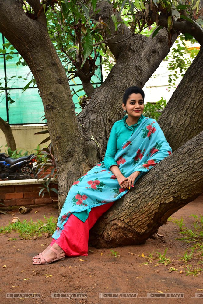 ‘ஜெயில்’ பட நாயகி அபர்ணதி லேட்டஸ்ட் ஸ்டில்ஸ்... ‘ஜெயில்’ பட நாயகி அபர்ணதி லேட்டஸ்ட் ஸ்டில்ஸ்...