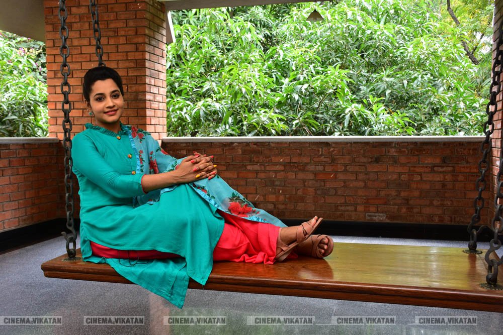 ‘ஜெயில்’ பட நாயகி அபர்ணதி லேட்டஸ்ட் ஸ்டில்ஸ்... ‘ஜெயில்’ பட நாயகி அபர்ணதி லேட்டஸ்ட் ஸ்டில்ஸ்...