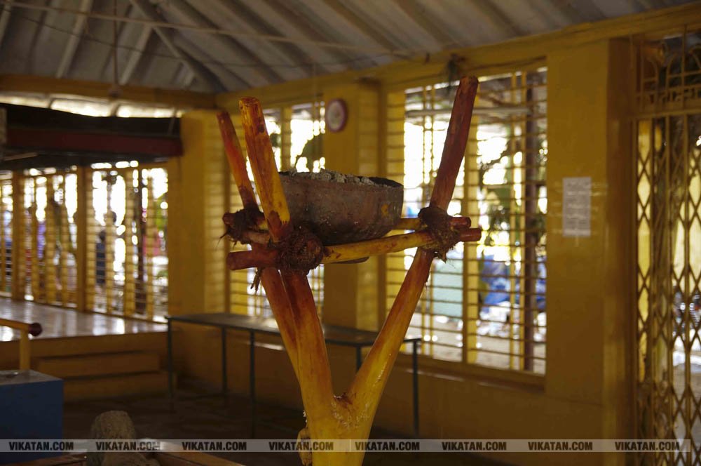 மஞ்சள் மாநகரம் மஞ்சளால் நனைந்தது கம்பம் எடுக்கும் விழா கோலாகலம்... சிறப்பு தொகுப்பு மஞ்சள் மாநகரம் மஞ்சளால் நனைந்தது கம்பம் எடுக்கும் விழா கோலாகலம்... சிறப்பு தொகுப்பு