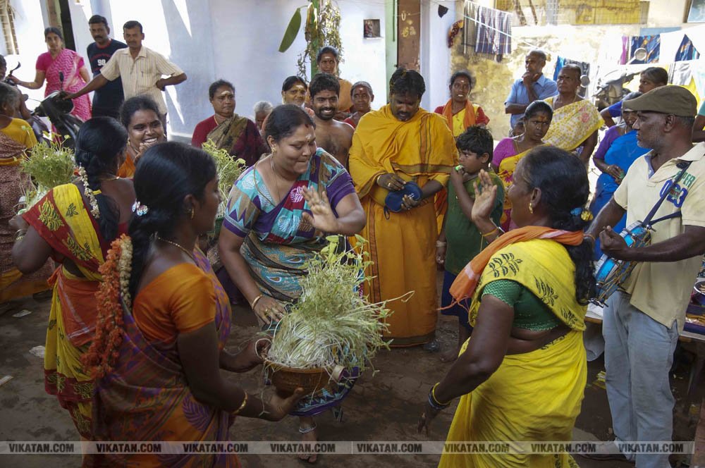 மஞ்சள் மாநகரம் மஞ்சளால் நனைந்தது கம்பம் எடுக்கும் விழா கோலாகலம்... சிறப்பு தொகுப்பு மஞ்சள் மாநகரம் மஞ்சளால் நனைந்தது கம்பம் எடுக்கும் விழா கோலாகலம்... சிறப்பு தொகுப்பு