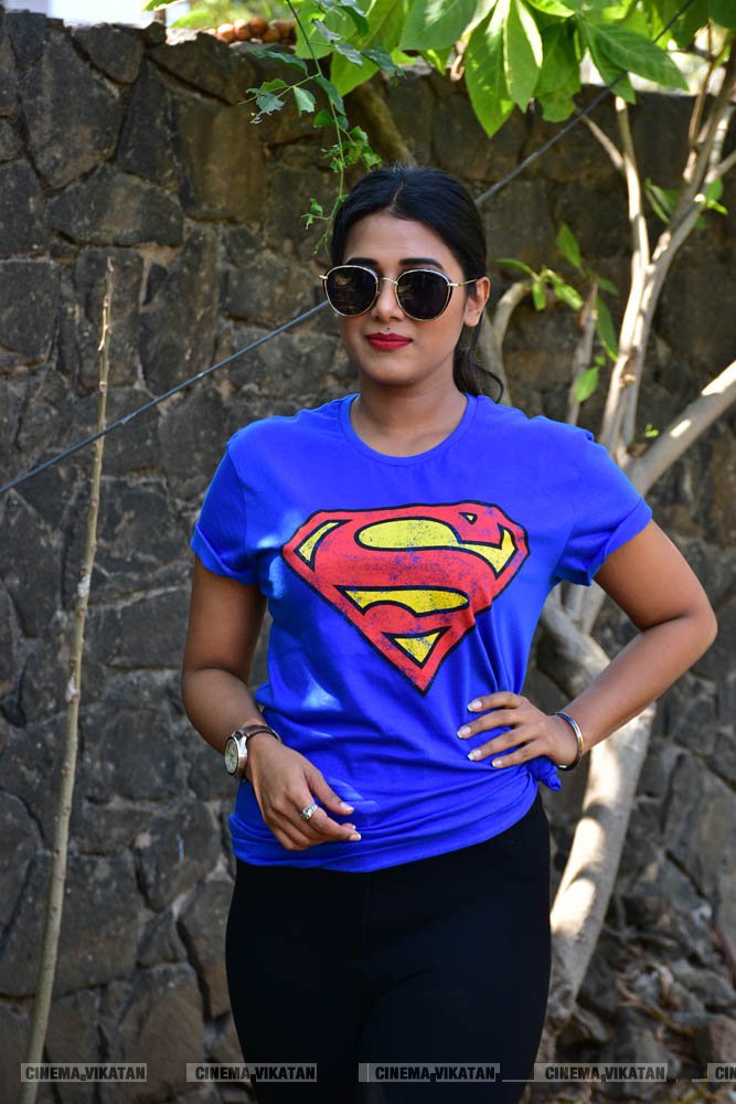 ஷில்பா மஞ்சுநாத் லேட்டஸ்ட் ஸ்டில்ஸ் ஷில்பா மஞ்சுநாத் லேட்டஸ்ட் ஸ்டில்ஸ்