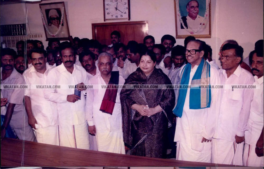 அரசியல்லா இதெல்லாம்... தமிழக தலைவர்களின் பழைய கூட்டணி க்ளிக்ஸ் அரசியல்லா இதெல்லாம்... தமிழக தலைவர்களின் பழைய கூட்டணி க்ளிக்ஸ்
