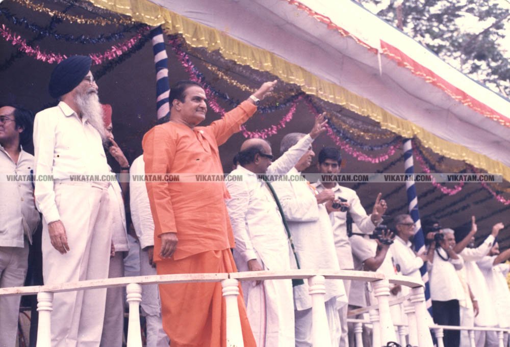 அரசியல்லா இதெல்லாம்... தமிழக தலைவர்களின் பழைய கூட்டணி க்ளிக்ஸ் அரசியல்லா இதெல்லாம்... தமிழக தலைவர்களின் பழைய கூட்டணி க்ளிக்ஸ்