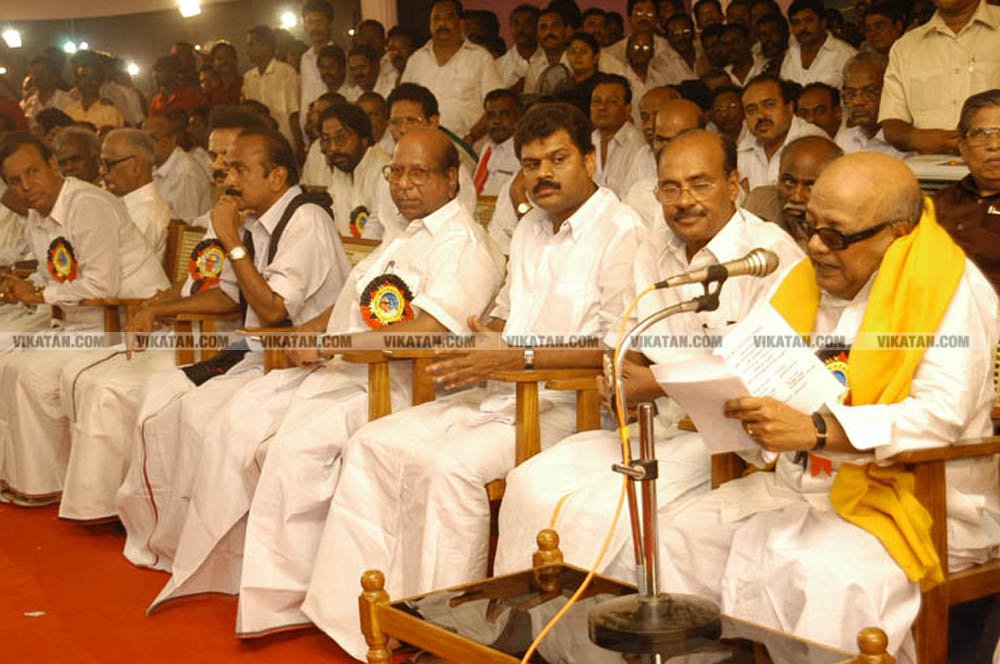 அரசியல்லா இதெல்லாம்... தமிழக தலைவர்களின் பழைய கூட்டணி க்ளிக்ஸ் அரசியல்லா இதெல்லாம்... தமிழக தலைவர்களின் பழைய கூட்டணி க்ளிக்ஸ்