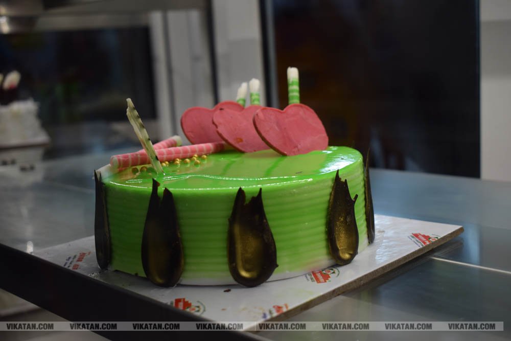 இத்தனை வகை கேக்குகள் ஒரே இடத்திலா... சென்னையில் நடைபெற்ற கேக் மற்றும் உபகரணங்களின் கண்காட்சி... படங்கள்: பூஜா இத்தனை வகை கேக்குகள் ஒரே இடத்திலா... சென்னையில் நடைபெற்ற கேக் மற்றும் உபகரணங்களின் கண்காட்சி... படங்கள்: பூஜா