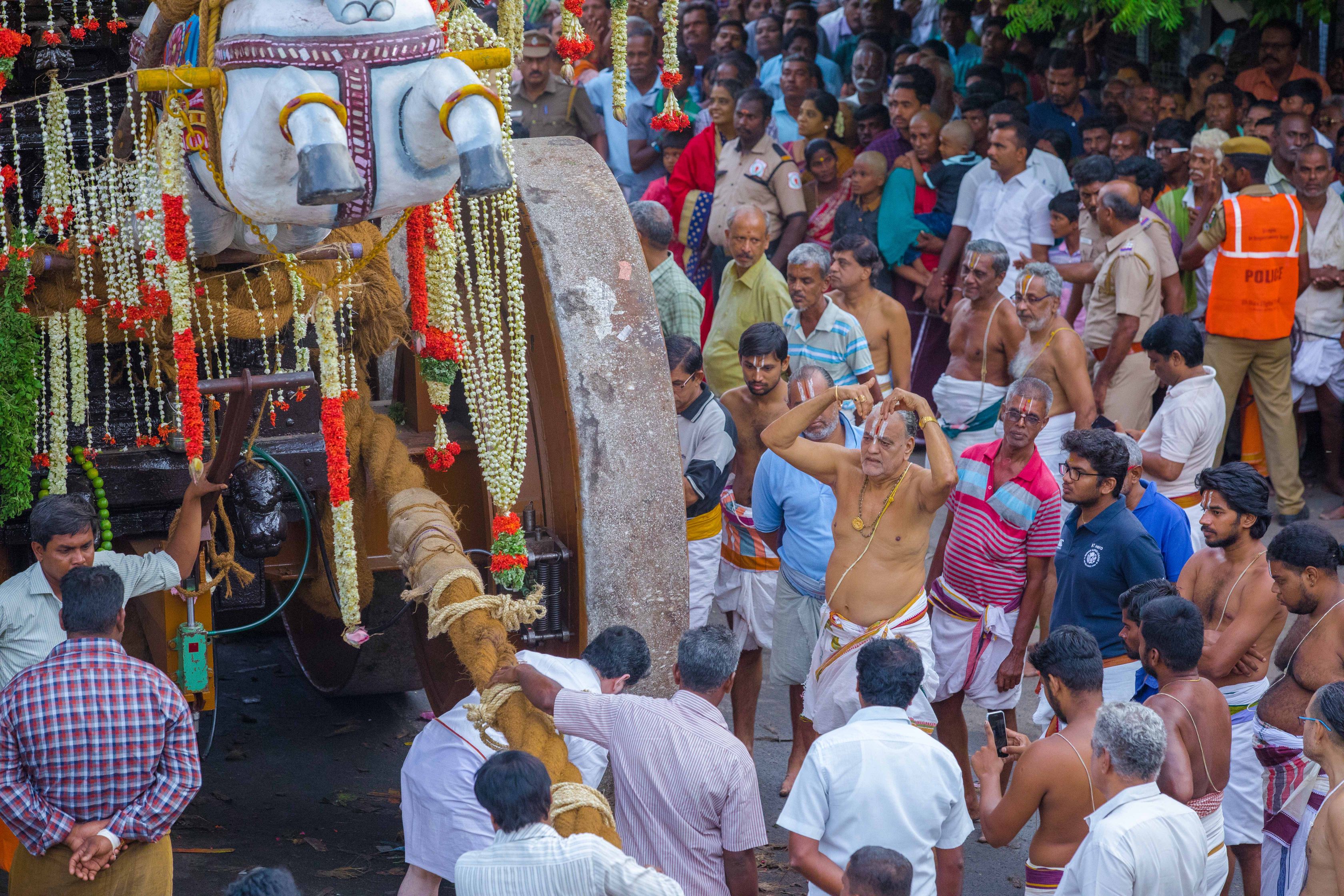 திருச்சி, ஸ்ரீரங்கம் ரங்கநாத சுவாமி கோயில் சித்திரைத் தேரோட்டம் திருச்சி, ஸ்ரீரங்கம் ரங்கநாத சுவாமி கோயில் சித்திரைத் தேரோட்டம்