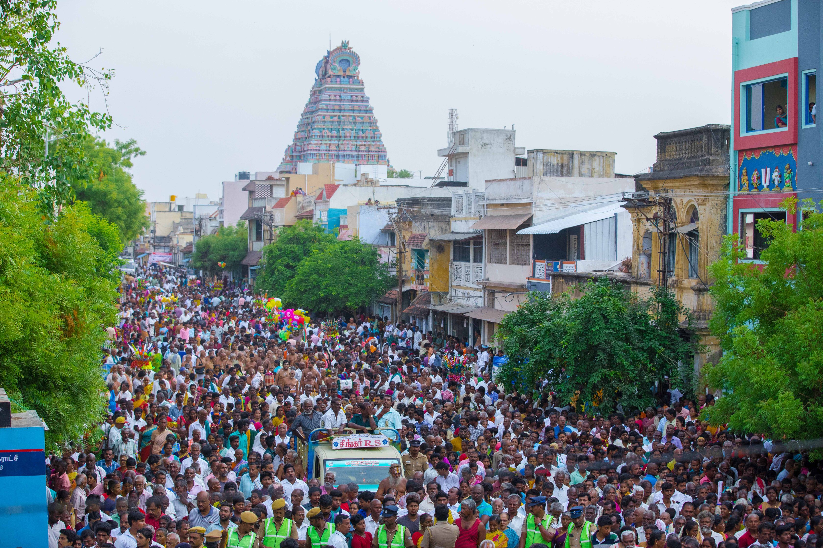 திருச்சி, ஸ்ரீரங்கம் ரங்கநாத சுவாமி கோயில் சித்திரைத் தேரோட்டம் திருச்சி, ஸ்ரீரங்கம் ரங்கநாத சுவாமி கோயில் சித்திரைத் தேரோட்டம்