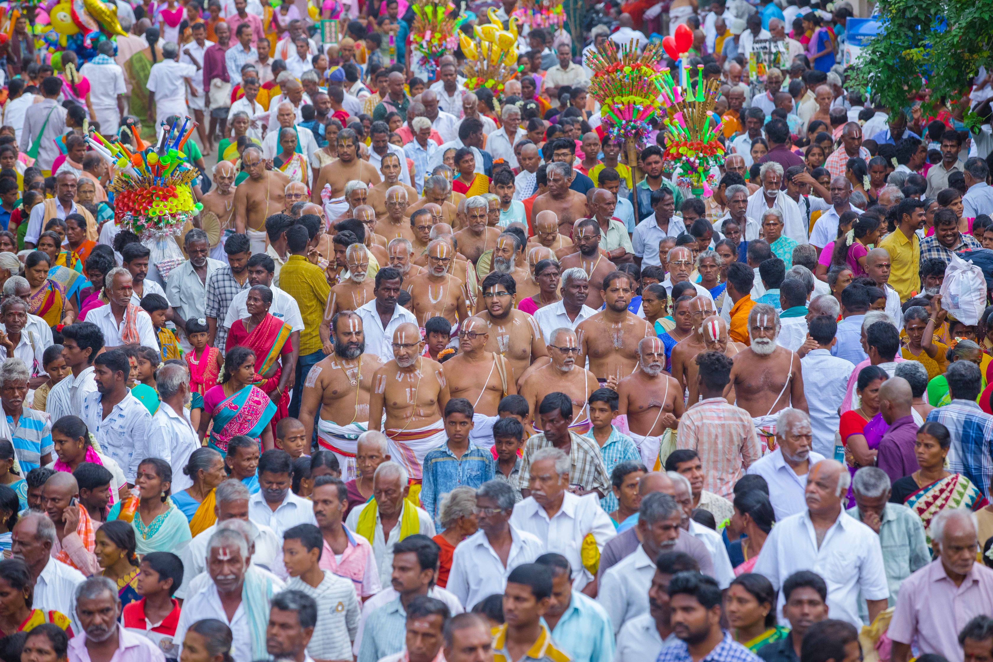 திருச்சி, ஸ்ரீரங்கம் ரங்கநாத சுவாமி கோயில் சித்திரைத் தேரோட்டம் திருச்சி, ஸ்ரீரங்கம் ரங்கநாத சுவாமி கோயில் சித்திரைத் தேரோட்டம்