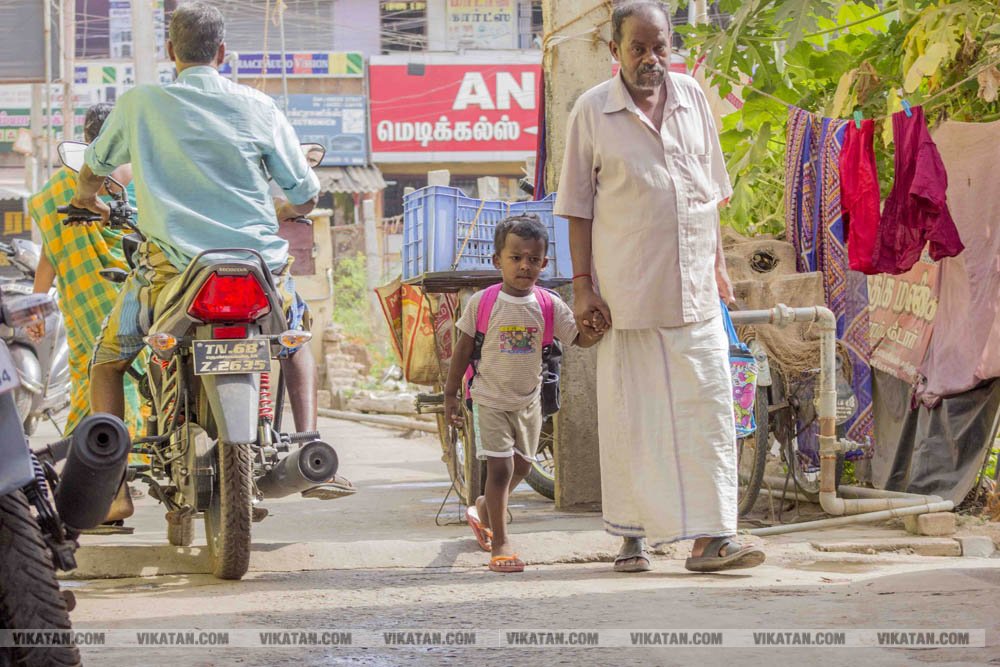 பள்ளிப் பட்டாம்பூச்சிகளின் நெகிழ்ச்சியும் மகிழ்ச்சியும்! பள்ளிப் பட்டாம்பூச்சிகளின் நெகிழ்ச்சியும் மகிழ்ச்சியும்!