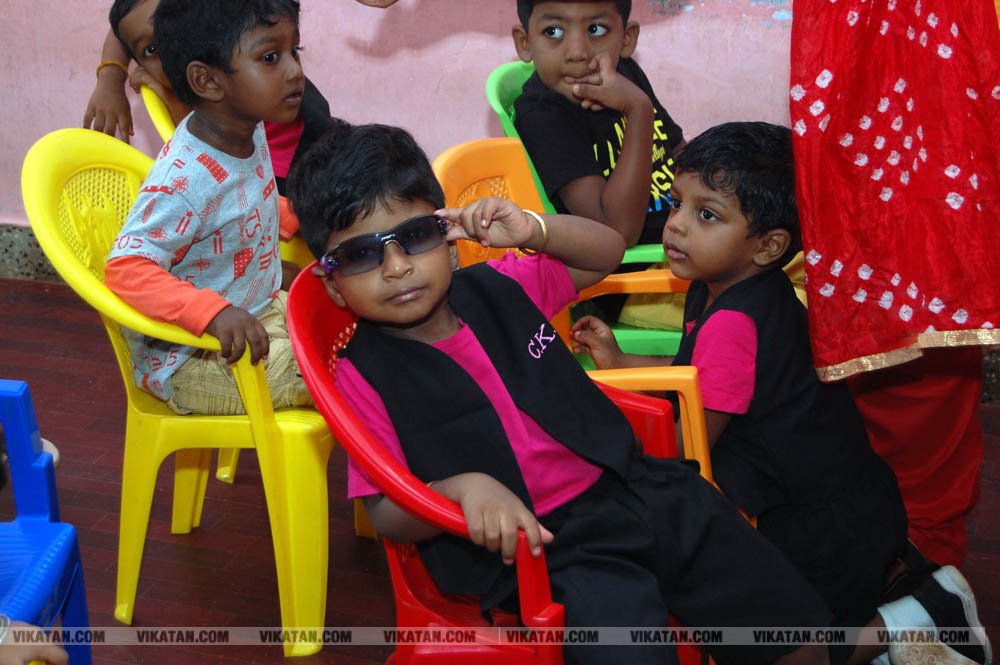 பள்ளிப் பட்டாம்பூச்சிகளின் நெகிழ்ச்சியும் மகிழ்ச்சியும்! பள்ளிப் பட்டாம்பூச்சிகளின் நெகிழ்ச்சியும் மகிழ்ச்சியும்!