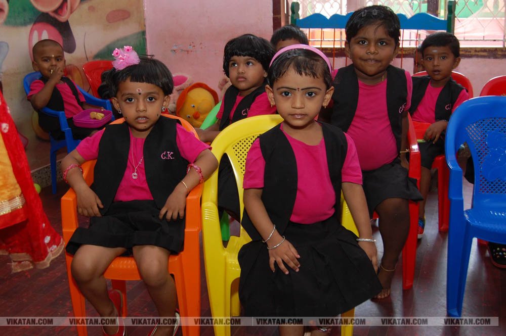 பள்ளிப் பட்டாம்பூச்சிகளின் நெகிழ்ச்சியும் மகிழ்ச்சியும்! பள்ளிப் பட்டாம்பூச்சிகளின் நெகிழ்ச்சியும் மகிழ்ச்சியும்!