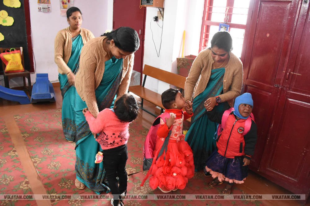 பள்ளிப் பட்டாம்பூச்சிகளின் நெகிழ்ச்சியும் மகிழ்ச்சியும்! பள்ளிப் பட்டாம்பூச்சிகளின் நெகிழ்ச்சியும் மகிழ்ச்சியும்!
