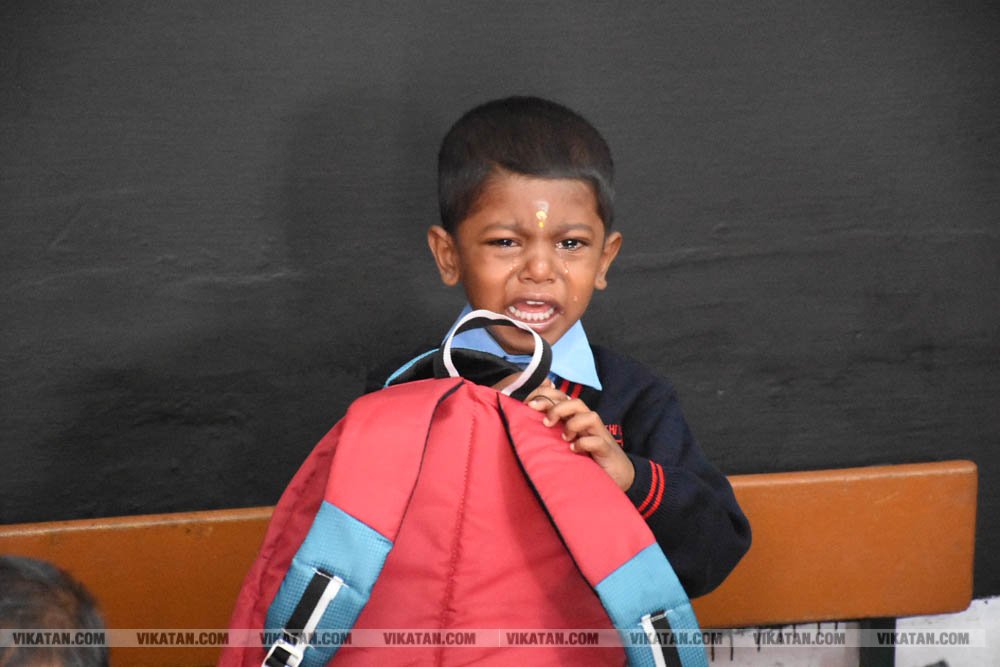 பள்ளிப் பட்டாம்பூச்சிகளின் நெகிழ்ச்சியும் மகிழ்ச்சியும்! பள்ளிப் பட்டாம்பூச்சிகளின் நெகிழ்ச்சியும் மகிழ்ச்சியும்!
