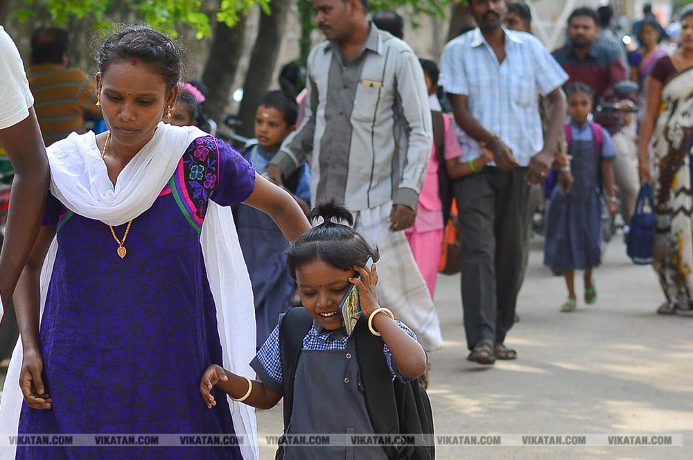 பள்ளிப் பட்டாம்பூச்சிகளின் நெகிழ்ச்சியும் மகிழ்ச்சியும்! பள்ளிப் பட்டாம்பூச்சிகளின் நெகிழ்ச்சியும் மகிழ்ச்சியும்!
