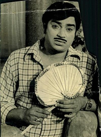 எம்.ஜி.ஆர், தேங்காய் சீனிவாசன்