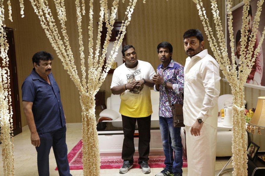 பாஸ்கர் ஒரு ராஸ்கல்