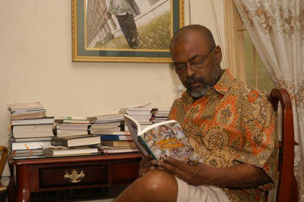 மணிவண்ணன்