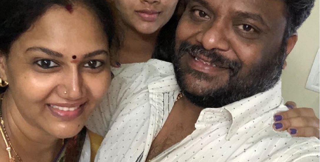 `` `நாட்டாமை' டீச்சர், `ஓ போடு', `நந்தி விருது'... இப்போ ஹவுஸ் வொய்ஃப்!