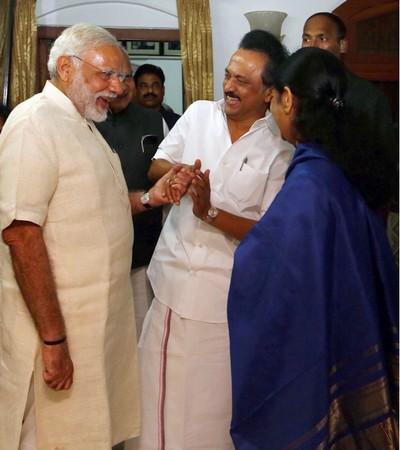 ஸ்டாலின் - மோடி