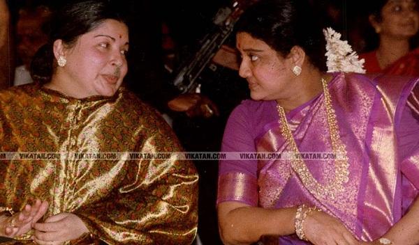 எம்.ஜி.ஆர் திரைப்பட நகரத் தொடக்க விழாவில்