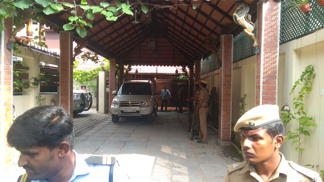 தினகரன் இல்லம்