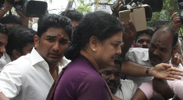 விவேக் சசிகலா