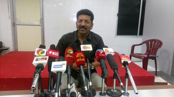 டாக்டர் சரவணன் டாக்டர் சரவணன்