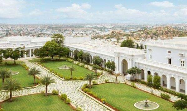 அரண்மனை