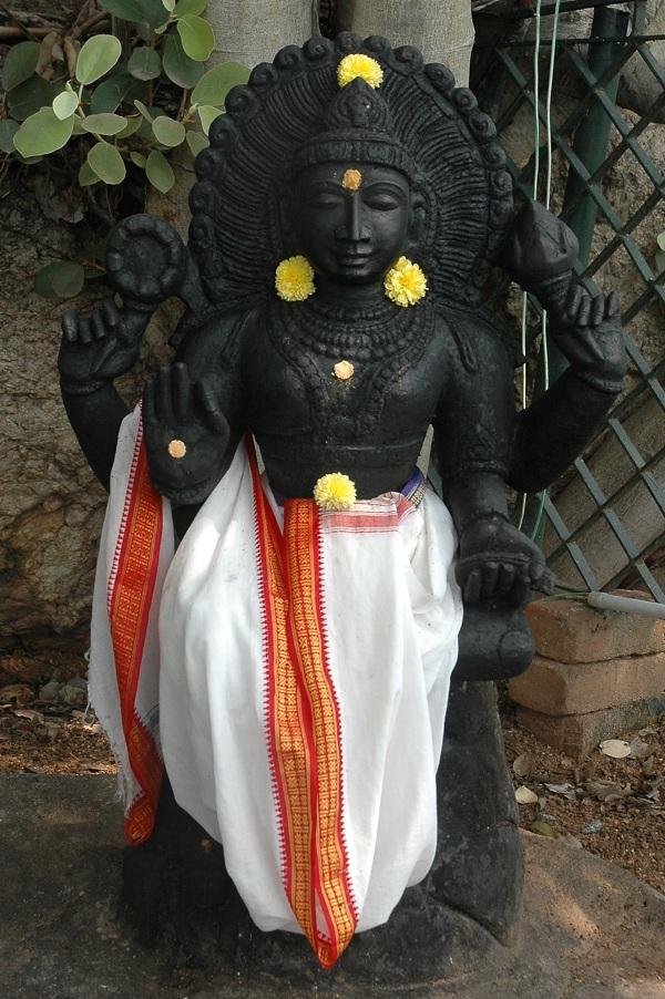 தட்சிணாமூர்த்தி