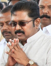 தினகரன்