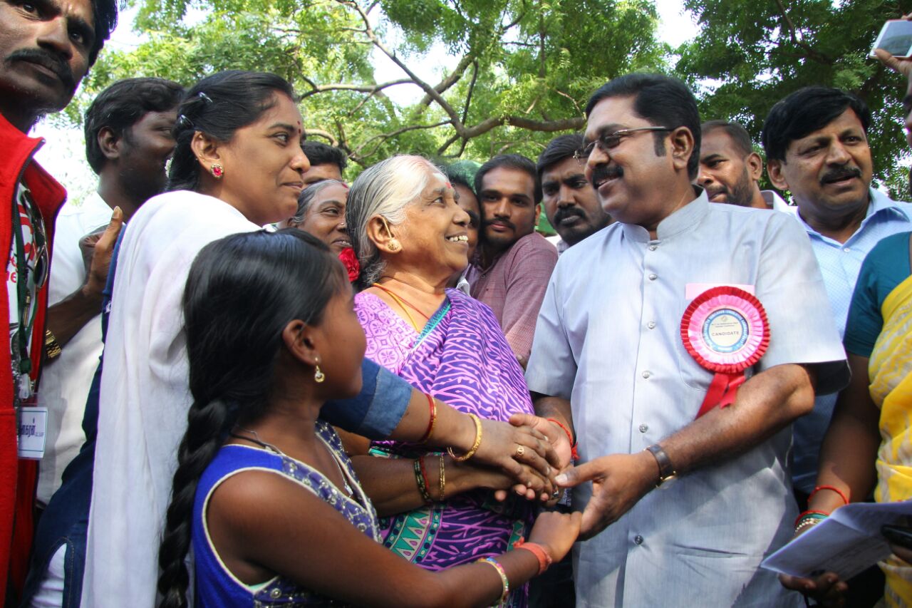 தினகரன்