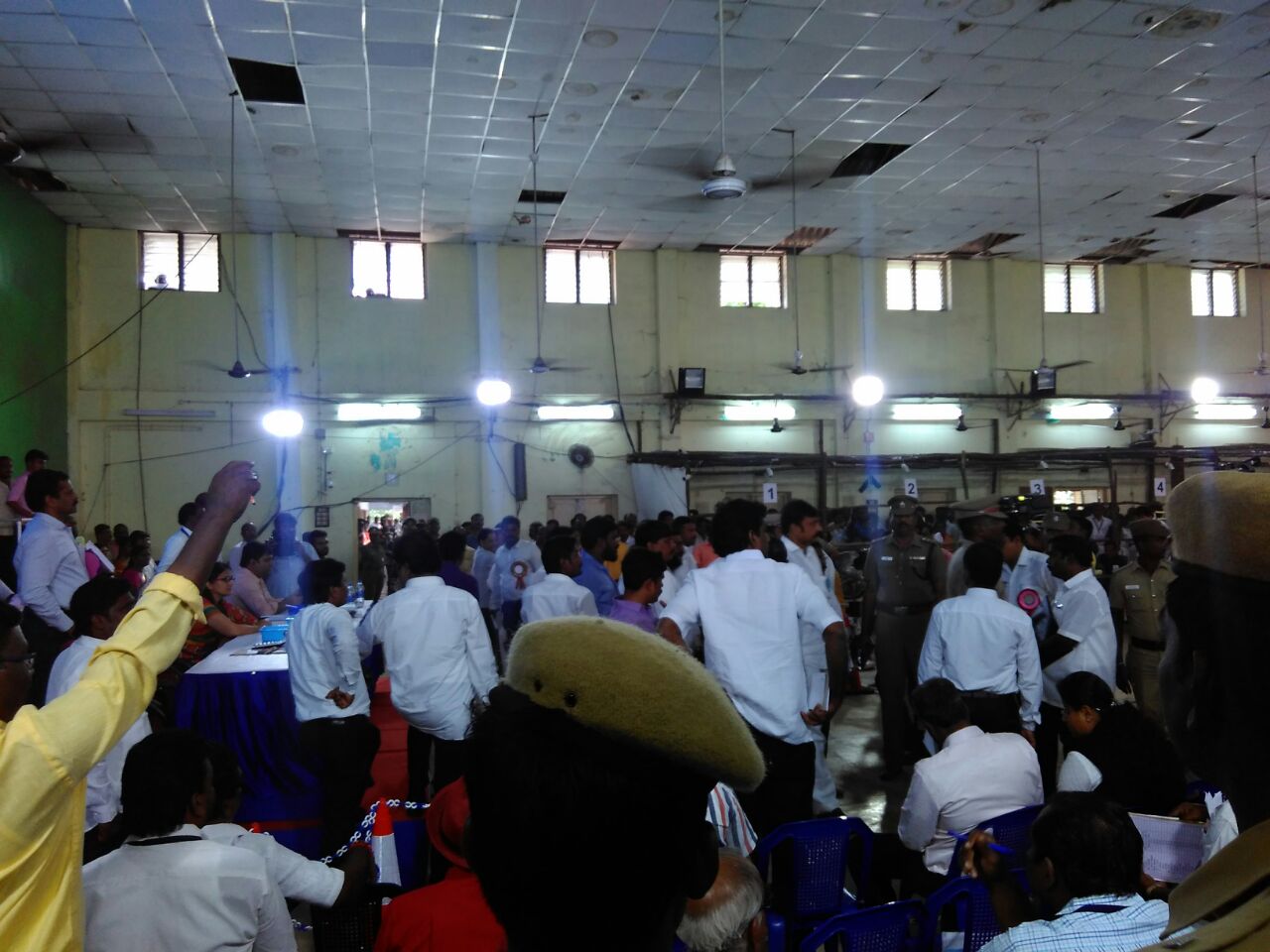 ஆர்.நகர்