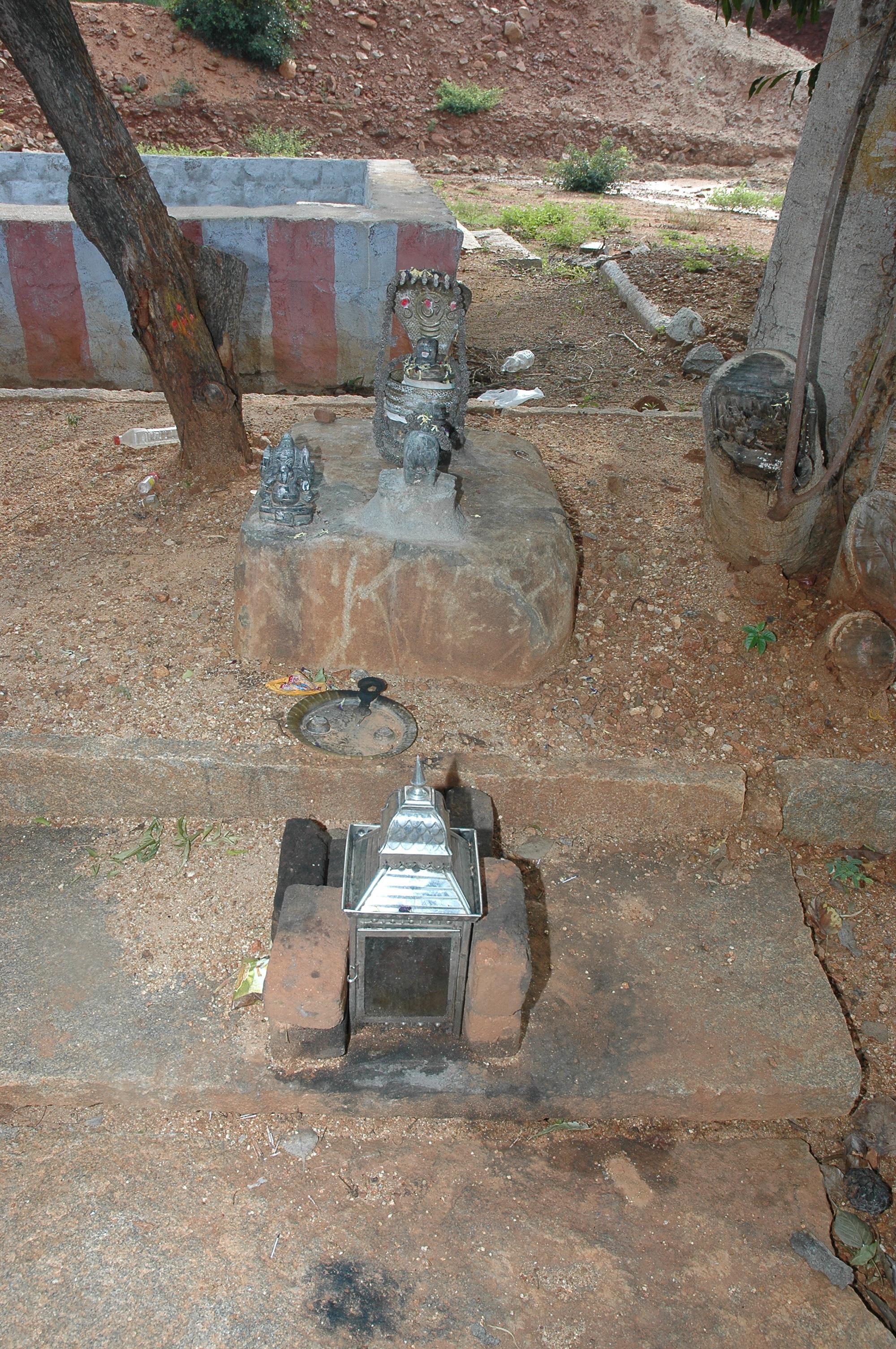 பரவசப் பயணம் - ஈசன் மலை