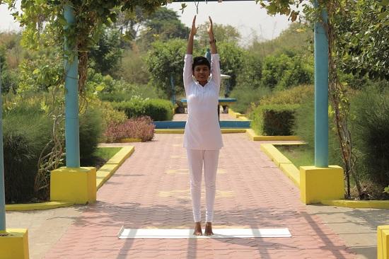 தடாசனம்