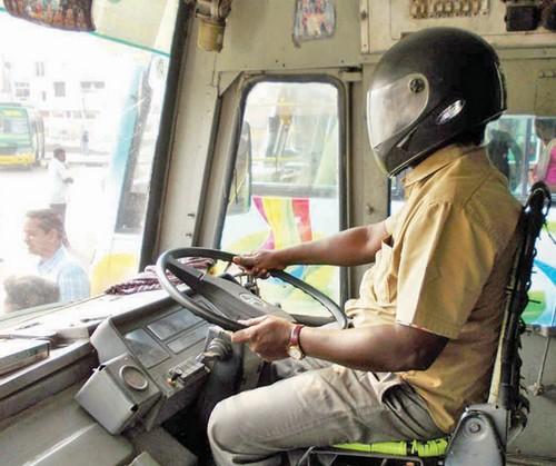 அரசு பேருந்து ஓட்டுநர்